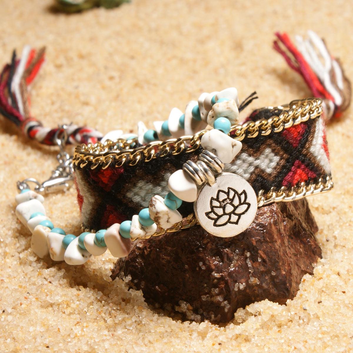 Representing the protective qualities of turquoise and the peace symbolized by the lotus, this anklet suits spiritual seekers.